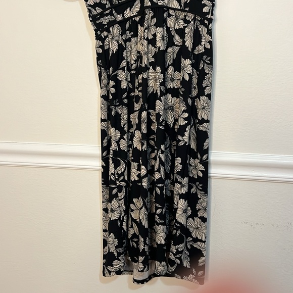Monteau Black and cream flowered dress - Picture 4 of 6